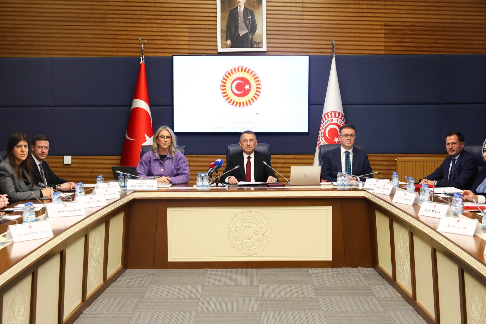 TBMM Dışişleri Komisyonu’nda Bölgesel Gündem Değerlendirildi TBMM Dışişleri Komisyonu Başkanı