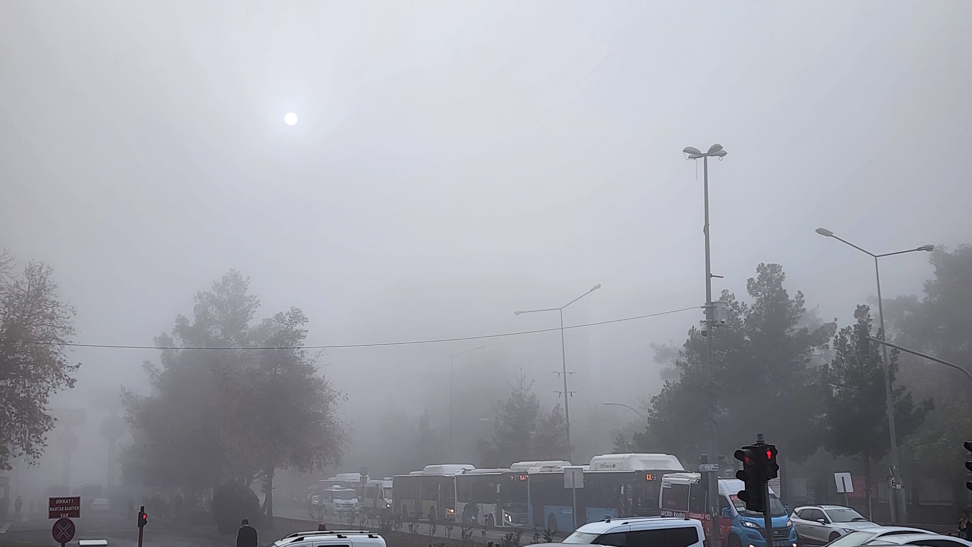 &nbsp; Sürücüler Trafikte Güçlük Yaşadı Diyarbakır’da geceden itibaren etkili olan