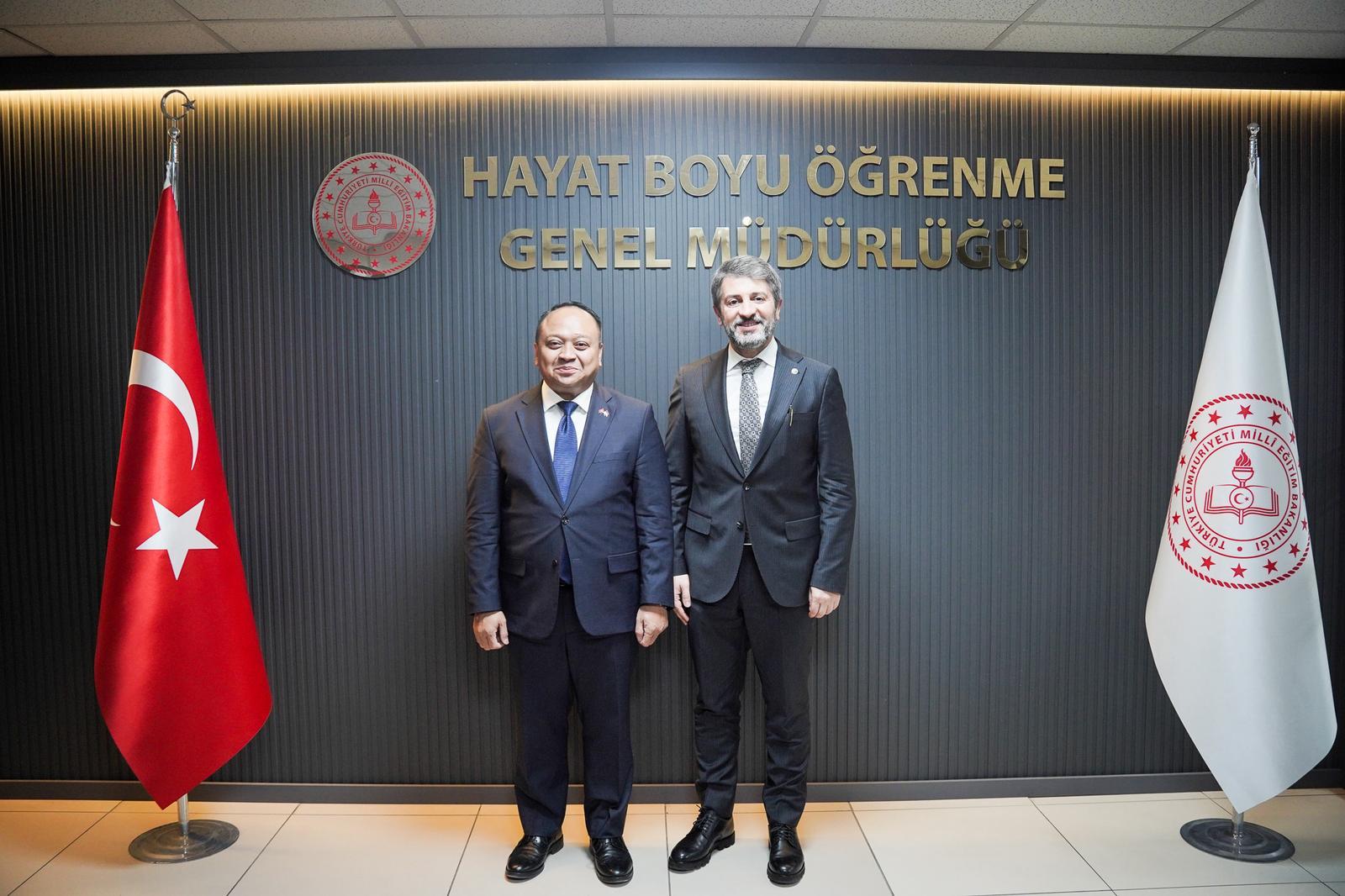 &nbsp; Türkiye’nin Hayat Boyu Öğrenme Uygulamaları Heyeti Etkiledi Endonezya’nın Ankara