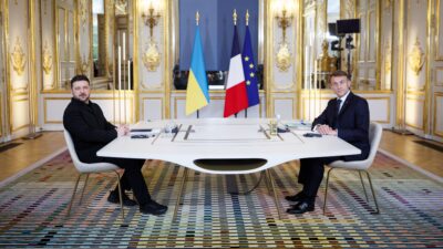 Macron’dan Rusya Saldırılarına Kınama ve Barış Vurgusu Fransa Cumhurbaşkanı Emmanuel