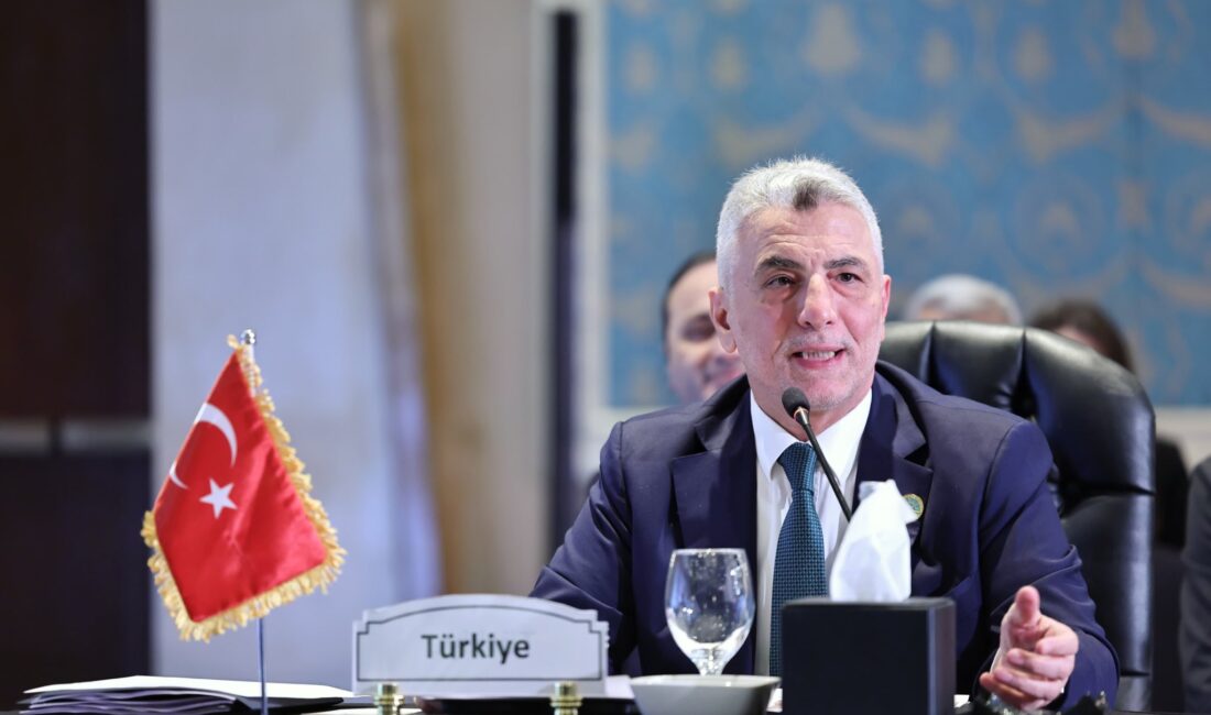 &nbsp; “D-8 Ülkeleriyle Daha Adil ve Tesirli Bir Ticaret Düzeni