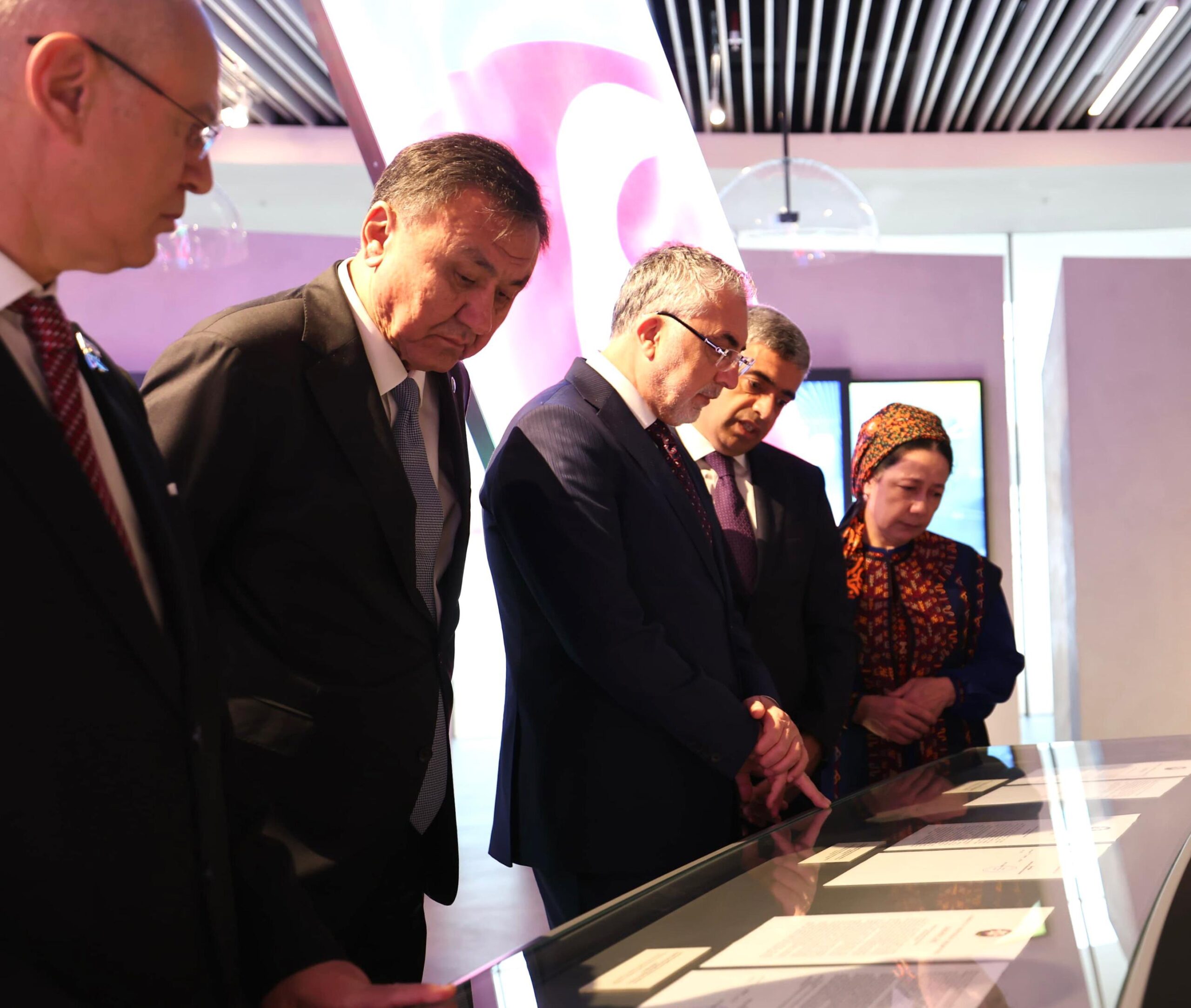 &nbsp; Bakü’de TDT Çalışma Bakanları Programı Kapsamında Anma Ziyaretleri Çalışma