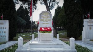 İstiklal Marşı’nın Yazarı Mehmet Akif Ersoy İçin Edirnekapı Şehitliği’nde Anma