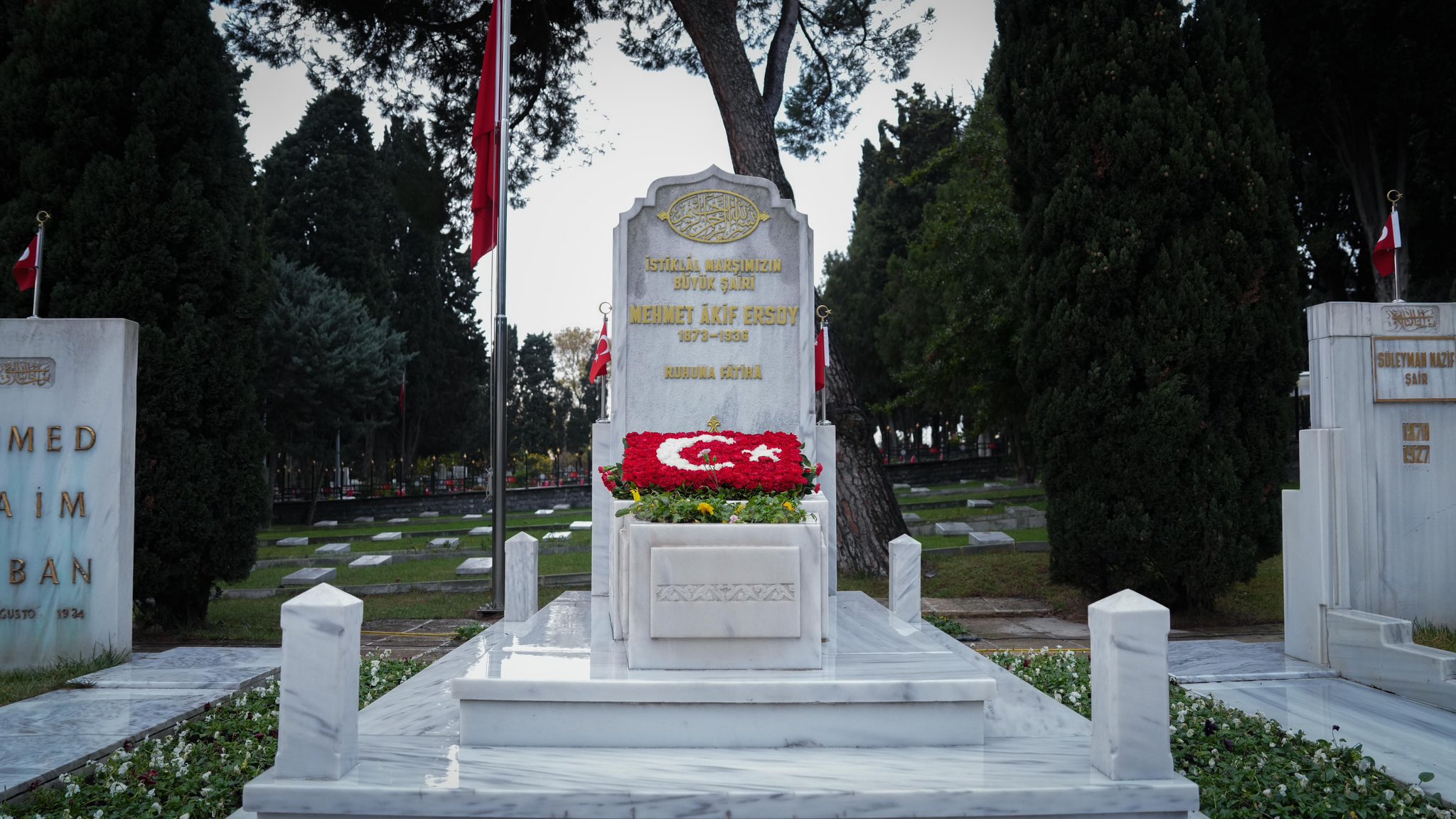İstiklal Marşı’nın Yazarı Mehmet Akif Ersoy İçin Edirnekapı Şehitliği’nde Anma