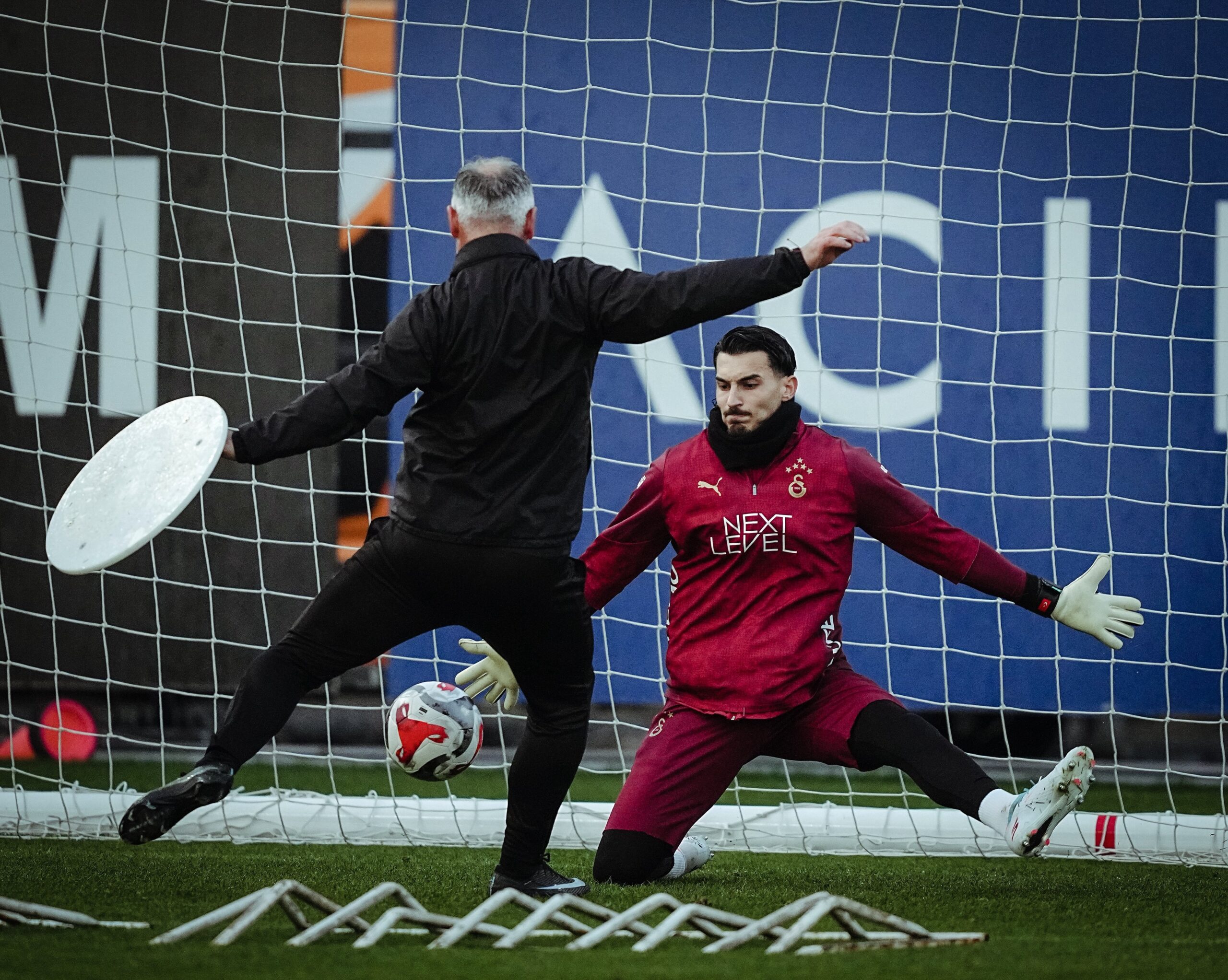 Metin Oktay Tesisleri’nde Son Antrenman Galatasaray, Süper Lig’in 15’inci haftasında