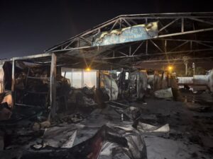 Alevler Kısa Sürede Yayıldı, 6 Konteyner Kullanılamaz Hale Geldi Hatay’ın