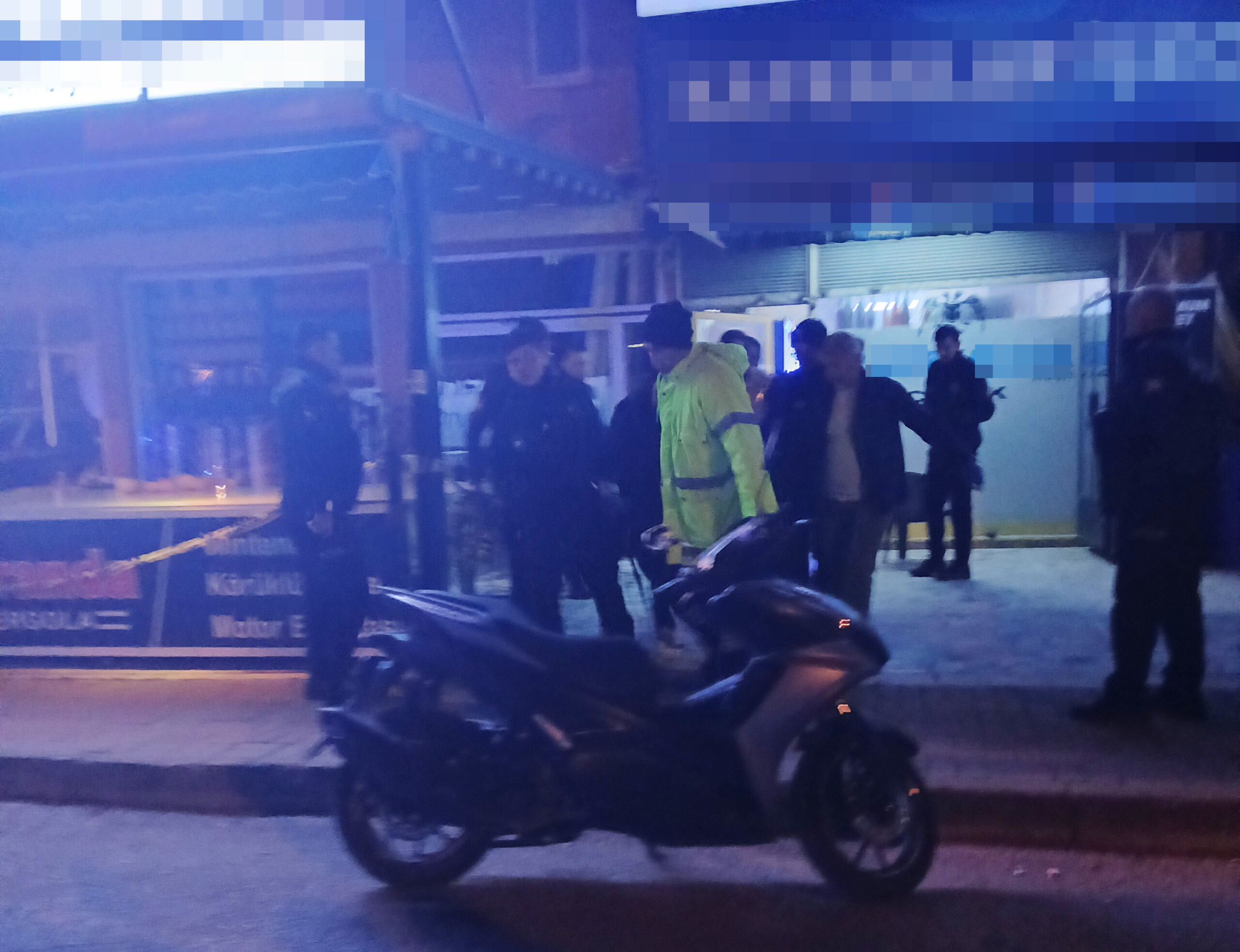 Antalya’nın Manavgat ilçesinde bir tekel bayisi işletmecisi, iş yerinde tartıştığı