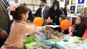 &nbsp; 42. TÜYAP Kitap Fuarı Kitapseverlerle Dolu Dolu Geçiyor Bu