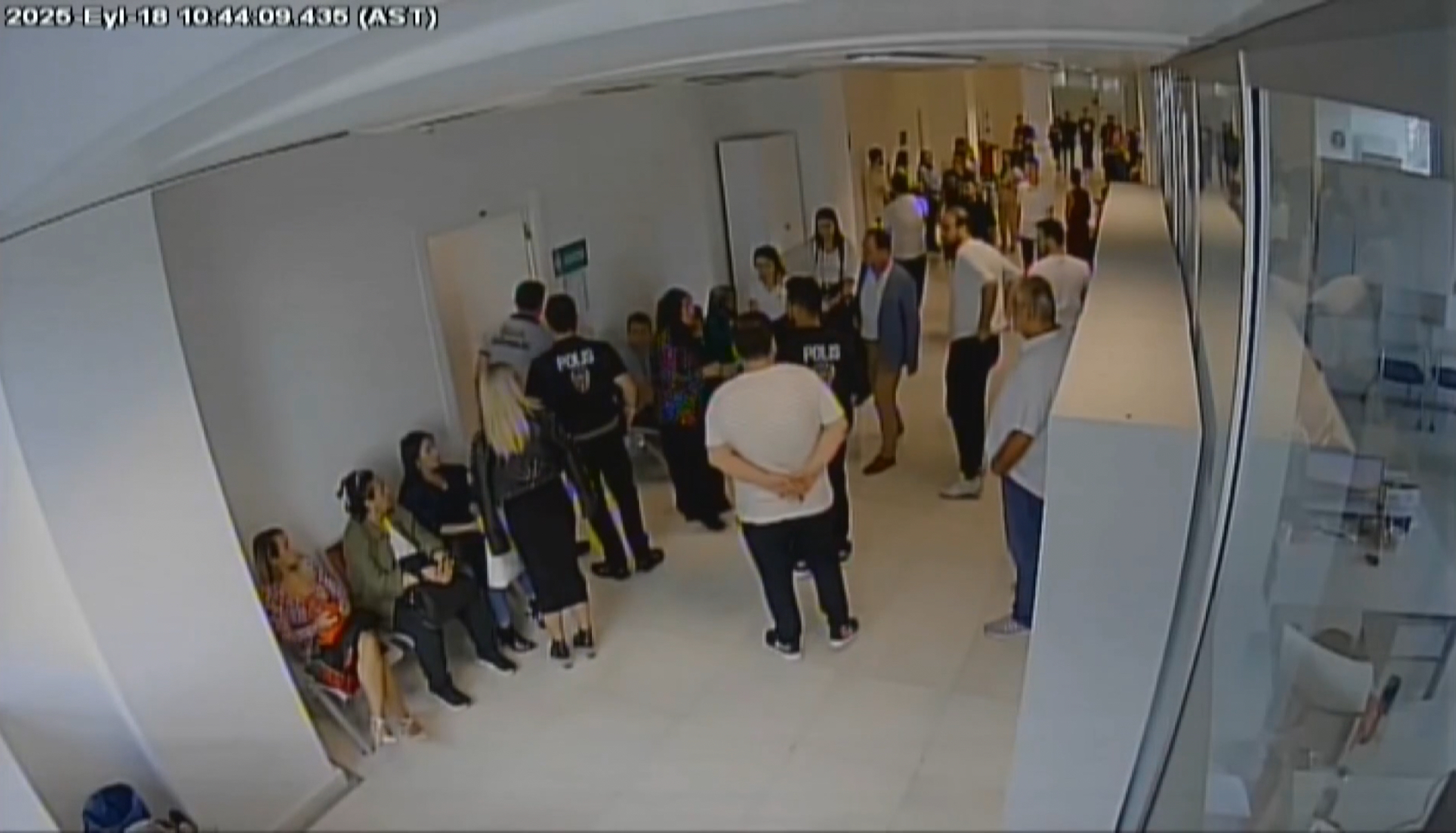 &nbsp; Adliye Koridorunda Tartışma Yumruklu Kavgaya Dönüştü BAKIRKÖY Adliyesi Bahçelievler