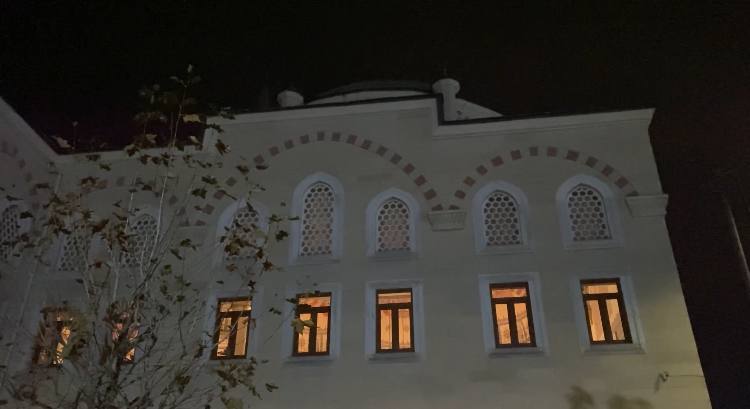 İkitelli Organize Sanayi Bölgesi’ndeki bir caminin tuvaletinde 60 yaşındaki Niyazi