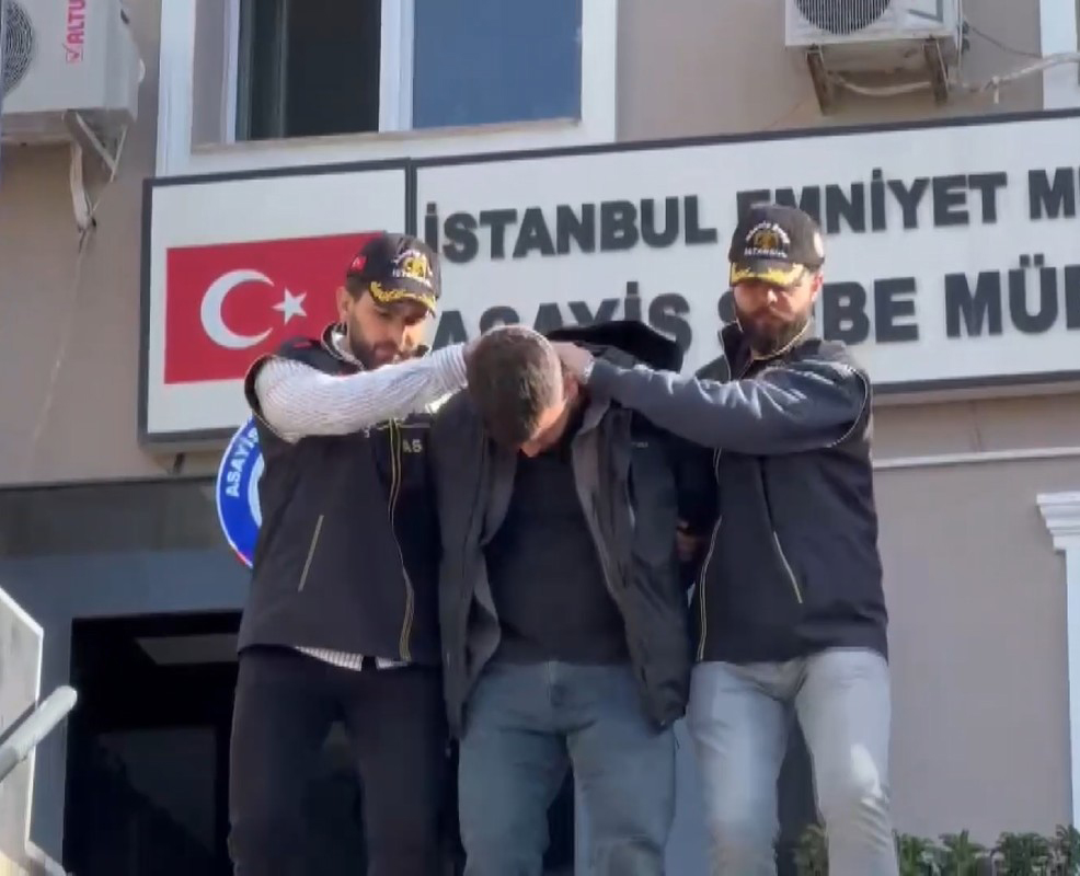 &nbsp; Gürültü Tartışması Silahlı Saldırıya Dönüştü Çekmeköy Ekşioğlu Mahallesi’nde 16