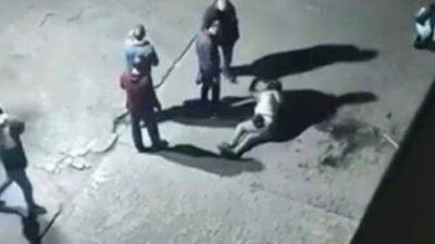 3 Kişi, Tartıştıkları Kişiyi Sandalyeden Düşürüp Darbetti Esenyurt Gökevler Mahallesi’ndeki