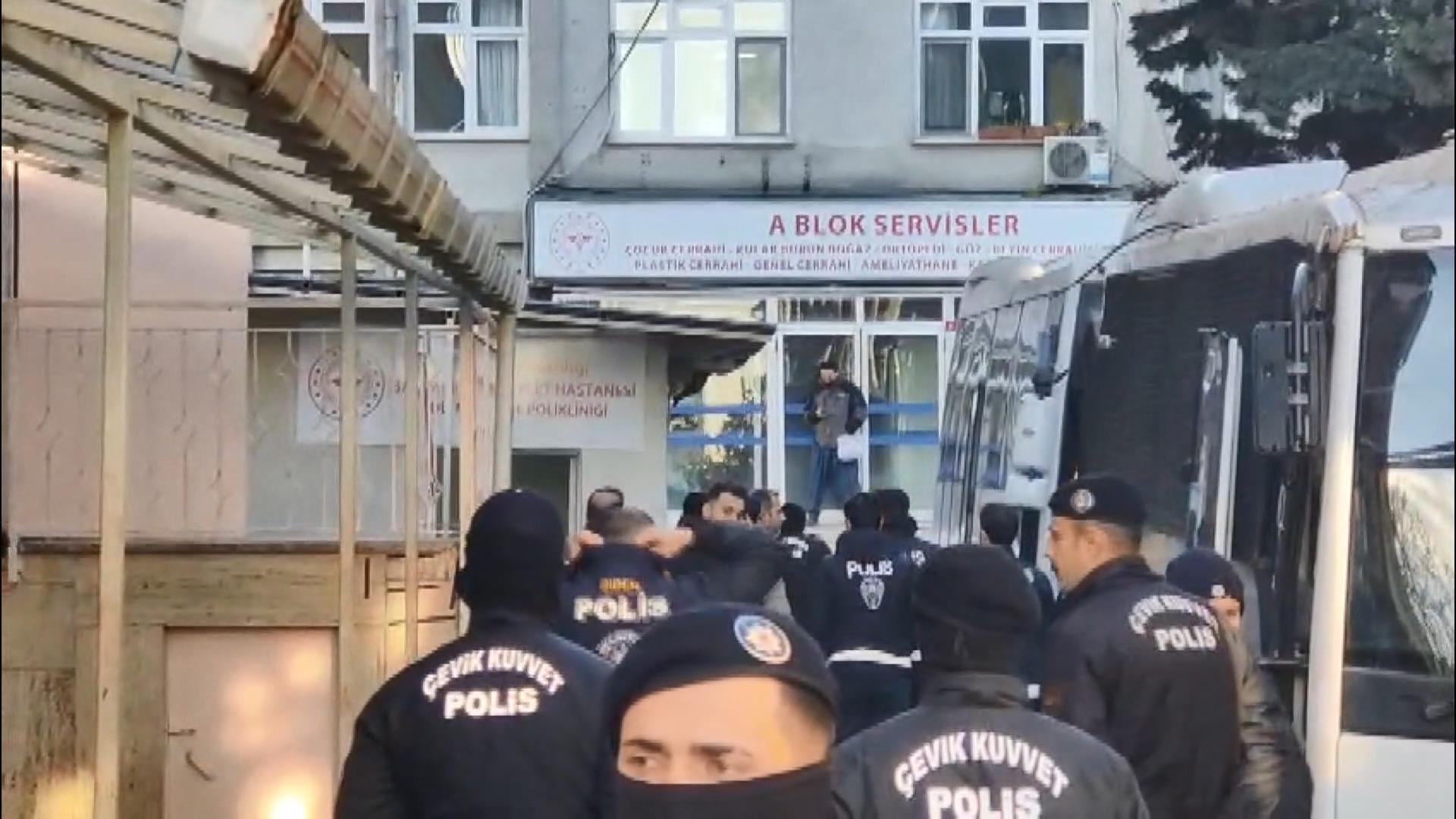 11 İlde Düzenlenen Operasyonda Gözaltına Alınan 26 Şüpheli Sağlık Kontrolünden