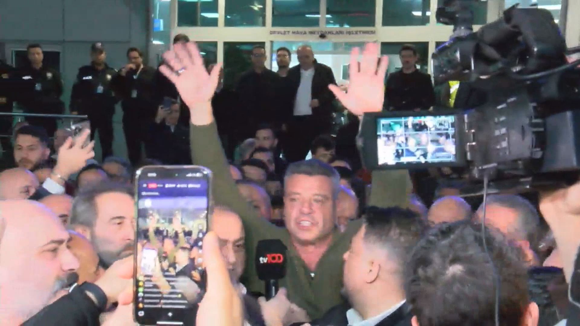 Yürütülen bir uyuşturucu soruşturması kapsamında ‘şüpheli’ sıfatıyla ifadeye çağrılan Fenerbahçe