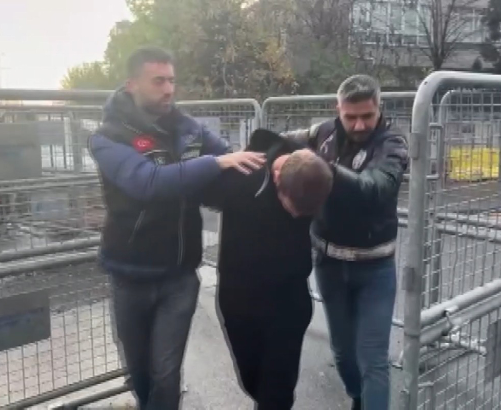 &nbsp; 23 Suç Kaydı Bulunan Şüpheli ile Kesinleşmiş Hapis Cezası