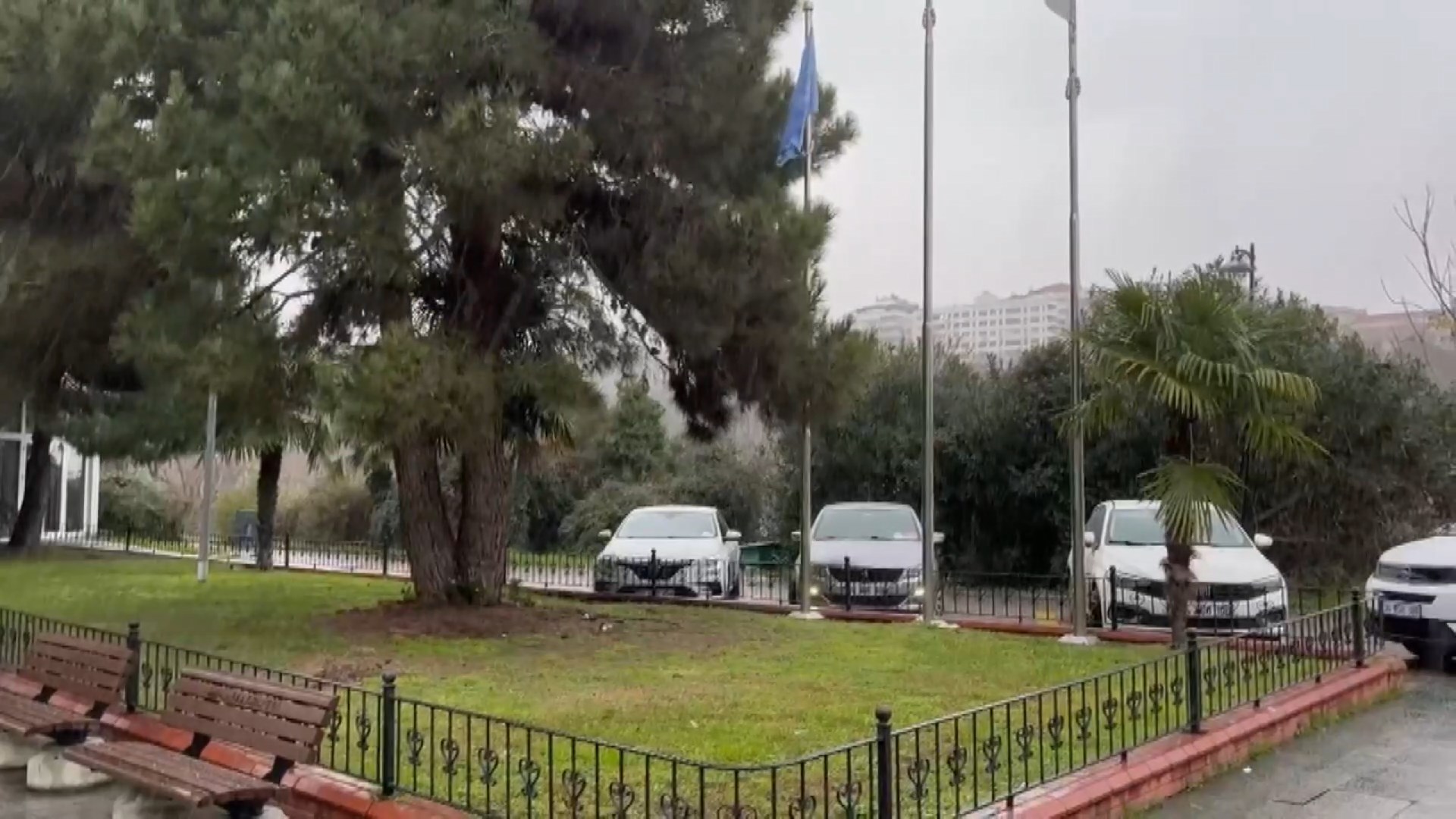 Meteoroloji ve AKOM’un Ardı Ardına Yaptığı Uyarıların Ardından İstanbul’da Kar