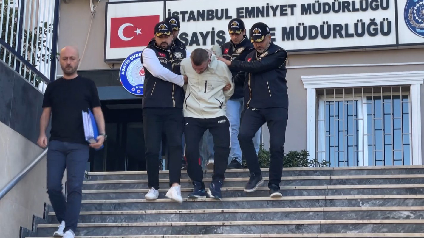 Silahlı Saldırı Kamerada Üsküdar Beylerbeyi Mahallesi’nde 31 Temmuz’da bir otel,