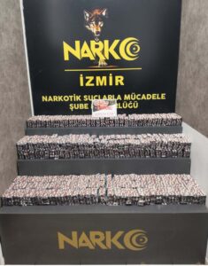 &nbsp; Bayraklı’da Polisten Uyuşturucu Operasyonu İzmir’in Bayraklı ilçesinde polis ekiplerinin