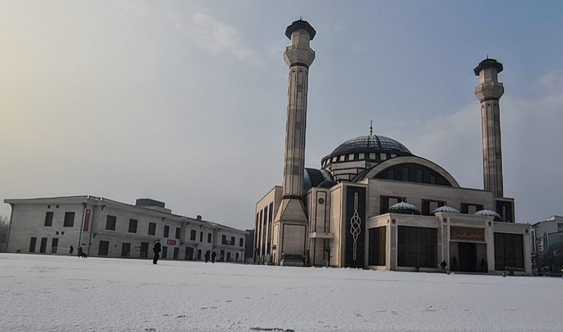 Gece Boyunca Süren Kar Yağışı Etkili Oldu Kars’ta dün gece