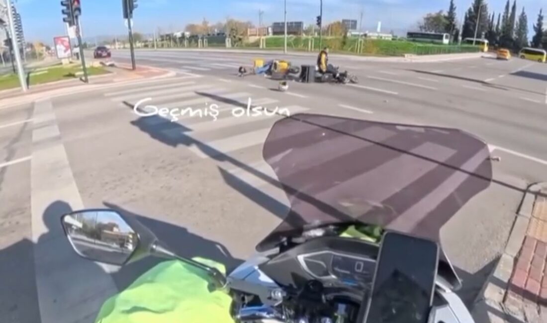 &nbsp; Kaza Kask Kamerasına Yansıdı Bursa Osmangazi’de Yunuseli Bulvarı’nda meydana