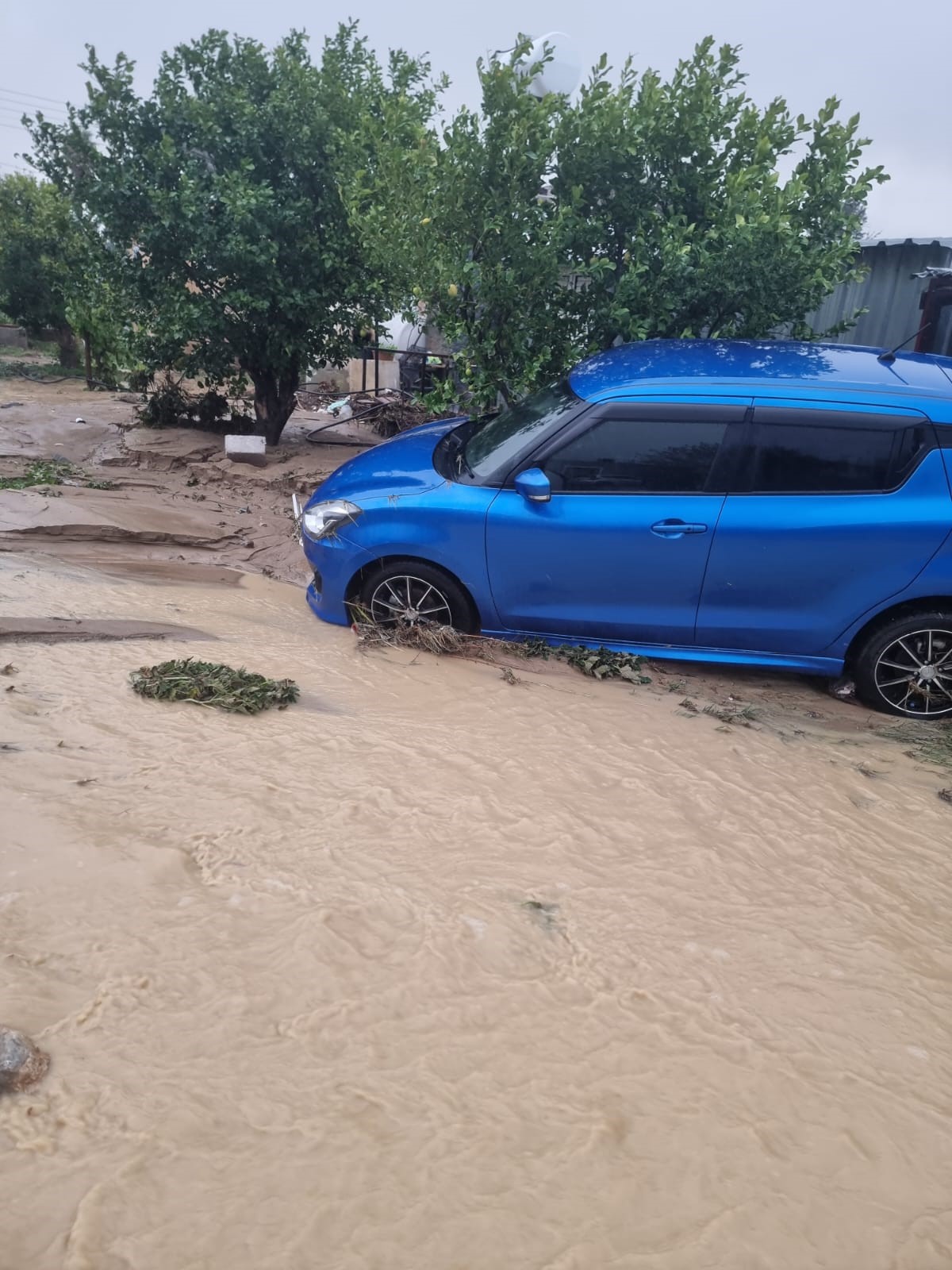 &nbsp; Gece Boyu Etkisini Artıran Yağışlar Çok Sayıda Bölgede Taşkına