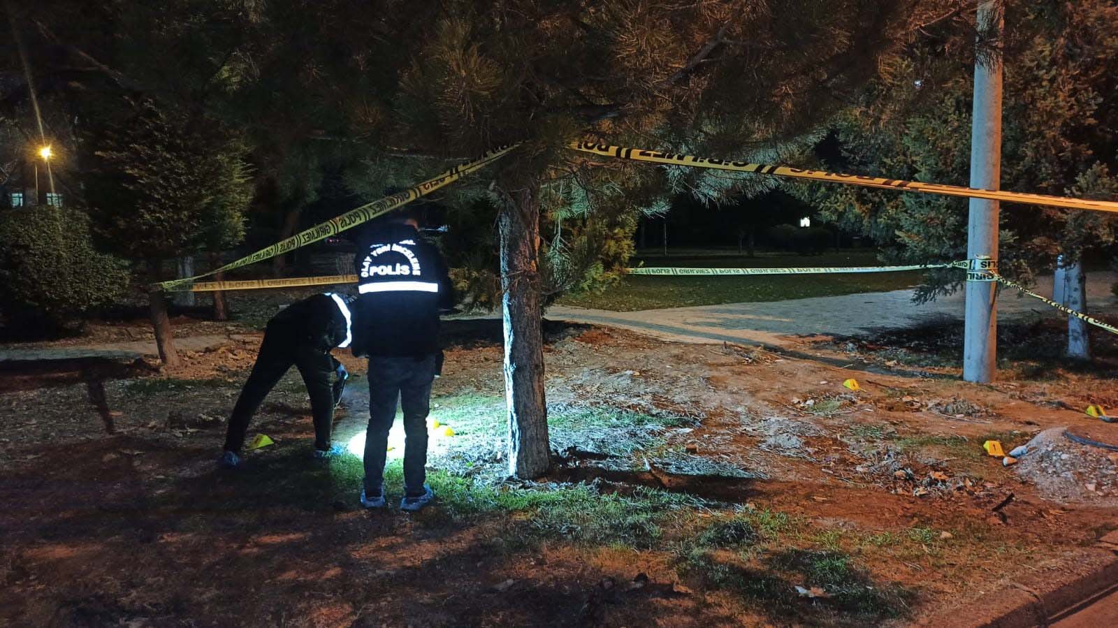 &nbsp; İki Grup Arasında Çıkan Kavgada Bıçak ve Tüfek Kullanıldı