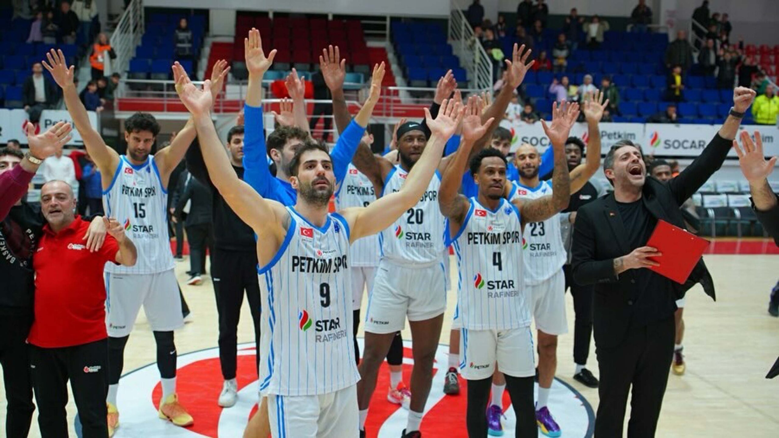 Ligin Namağlup Lideri Beşiktaş, İzmir Deplasmanında Çıkış Yakalayan Aliağa Petkimspor