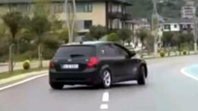 &nbsp; Drift Yapan Sürücüye Para Cezası, Ehliyetine El Konuldu Sakarya’nın