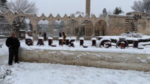 Kar Kalınlığı 10 Santimetreye Ulaştı, Kamu Çalışanlarına İdari İzin Verildi