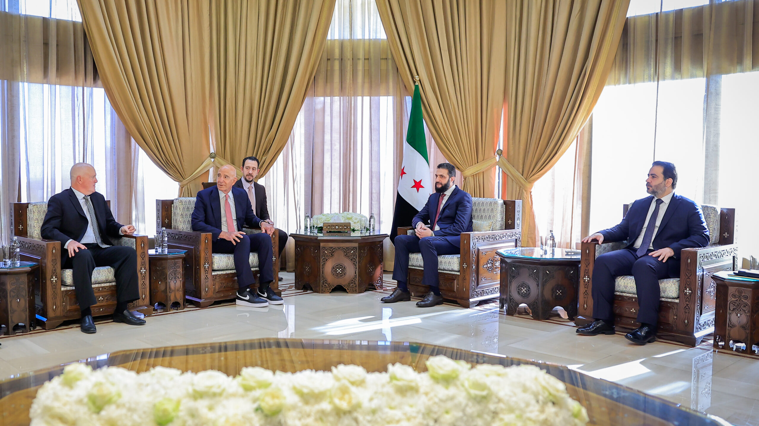 &nbsp; Bölgedeki Gelişmeler Masaya Yatırıldı Suriye Cumhurbaşkanı Ahmed Şara, ABD’nin