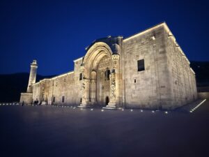 UNESCO Dünya Kültür Mirası Listesi’nde yer alan 797 yıllık Divriği