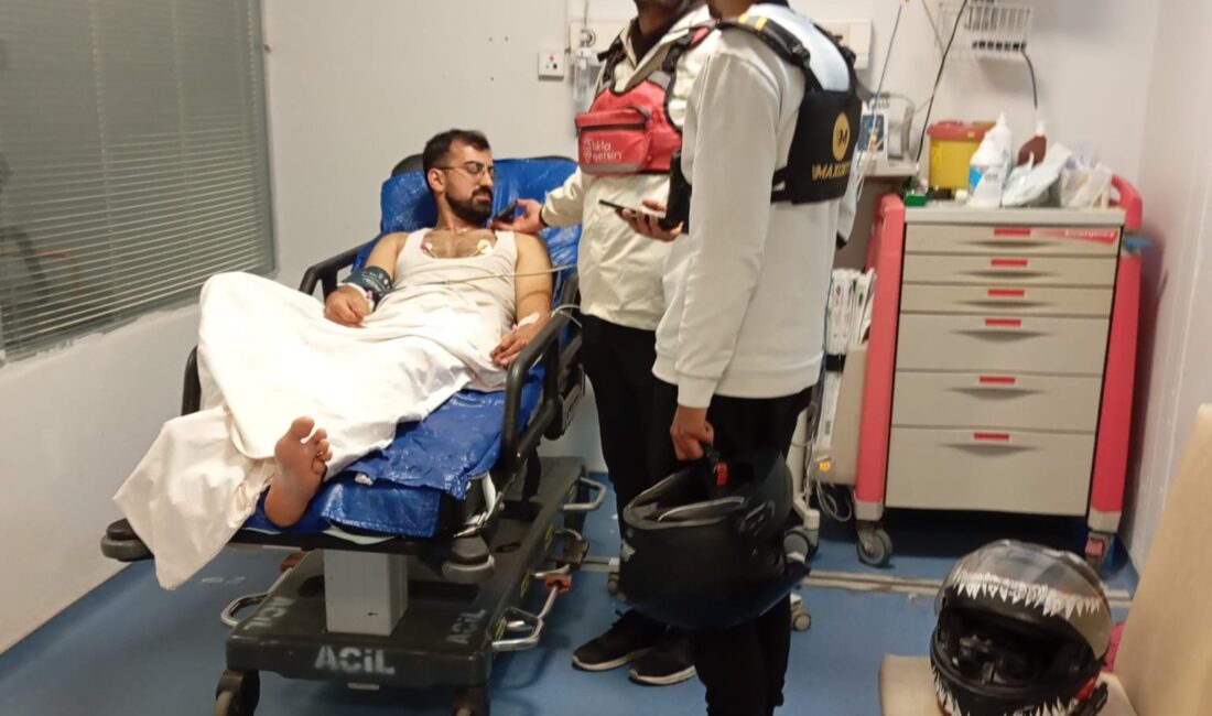 &nbsp; Trafikte Yol Verme Tartışması Bıçaklı Kavgaya Dönüştü Adana’da paket