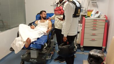 &nbsp; Trafikte Yol Verme Tartışması Bıçaklı Kavgaya Dönüştü Adana’da paket