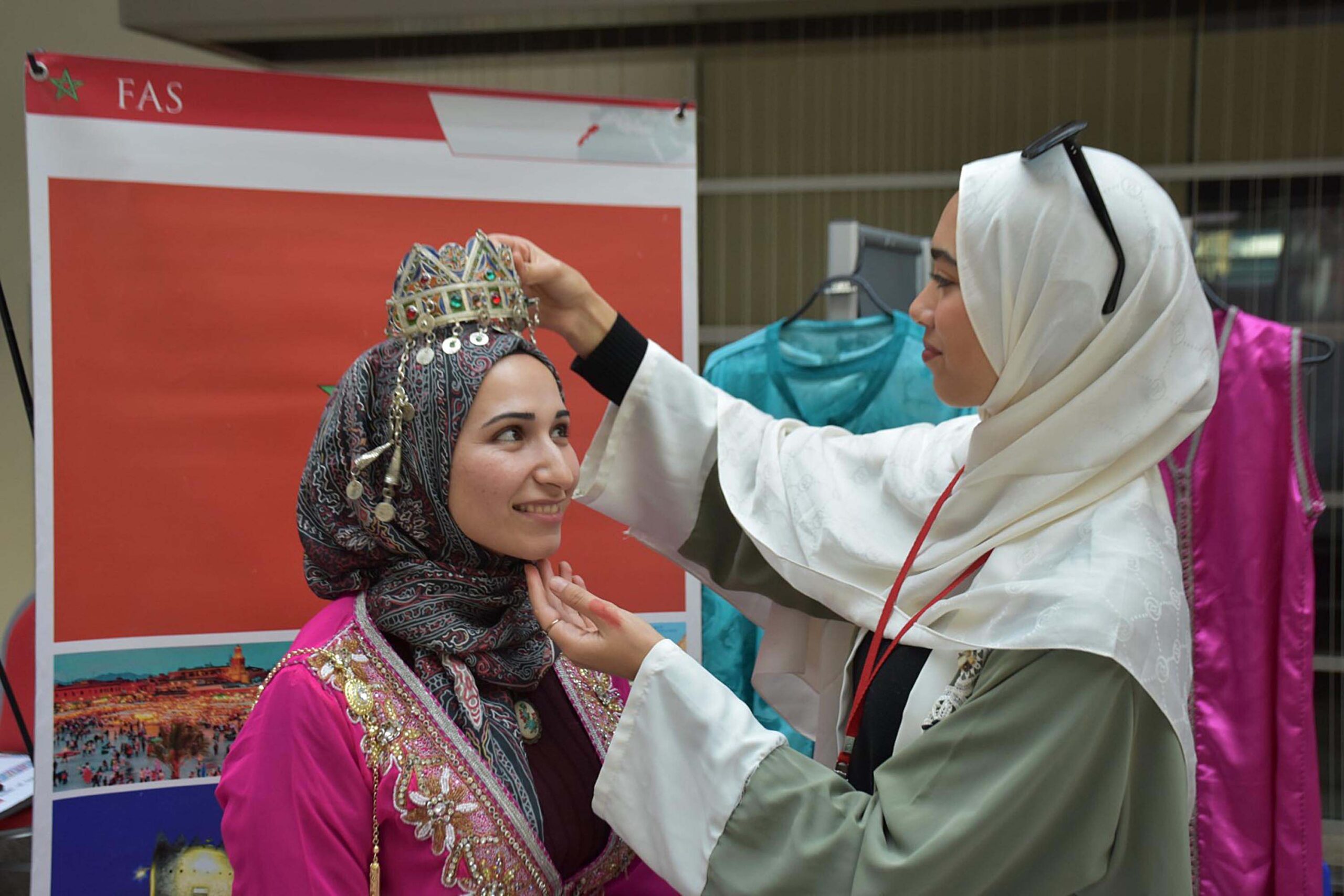 &nbsp; 10 Ülkeden 100’ü Aşkın Öğrenci Kültür Buluşmasında Bir Araya