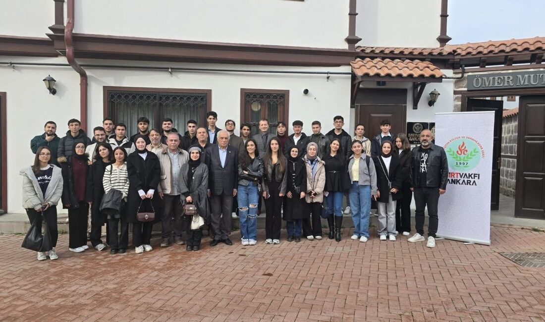 Eğitime Destek Buluşması: 56 Öğrenci Bir Arada Siirt Vakfı Ankara