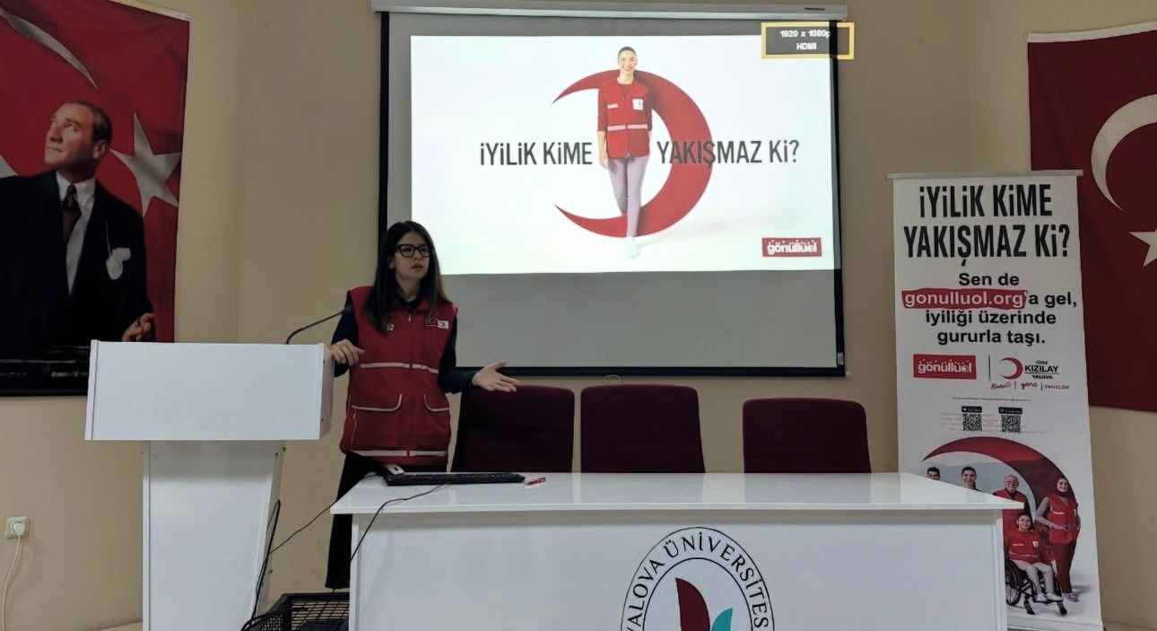 Türk Kızılayı Yalova Kadın Kolları Başkanı Sevde Hazal Ak öncülüğünde