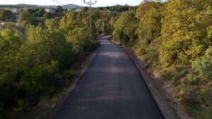 2025 Yatırım Programı Kapsamında Köy Yolları Modern ve Güvenli Hale