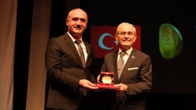 Eskişehir’de 25 Yıl Boyunca Belediye Başkanlığı Yapan Prof. Dr. Yılmaz
