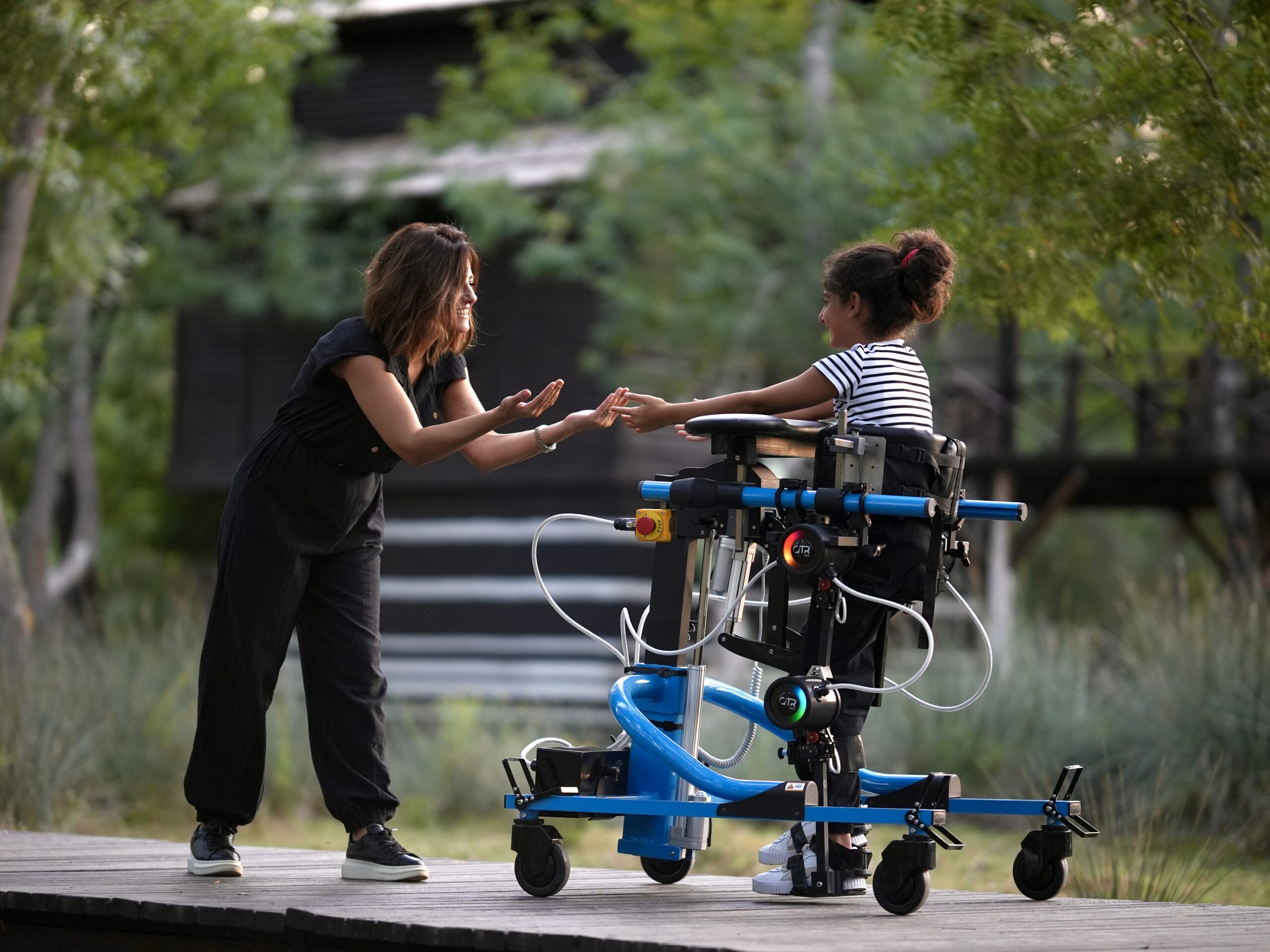 Samsun’da Türk mühendisler tarafından geliştirilen yerli ve milli mobil yürüme