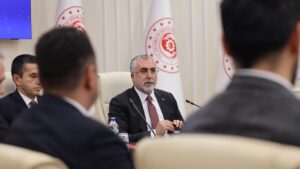 &nbsp; Bakan Işıkhan: “Sosyal Diyaloğu Esas Alacağız” 2026 yılında uygulanacak