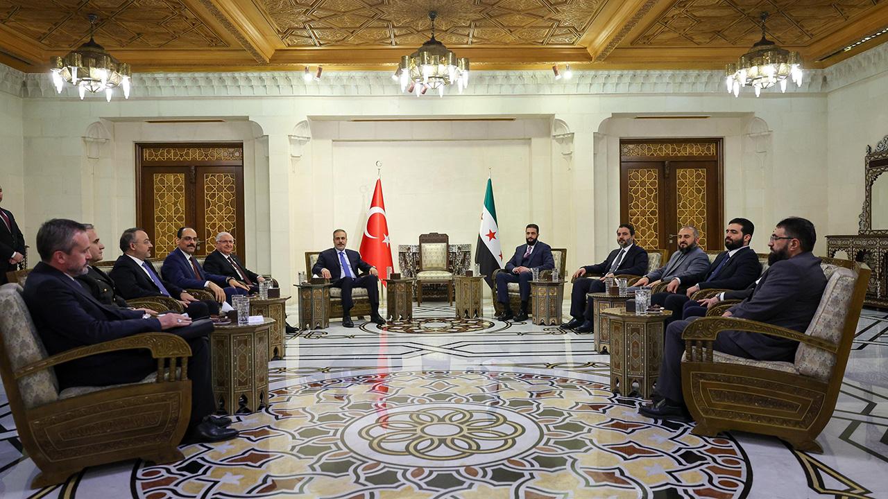 Türkiye’nin Üst Düzey Heyeti Suriye’de: 10 Mart Mutabakatı ve Bölgesel