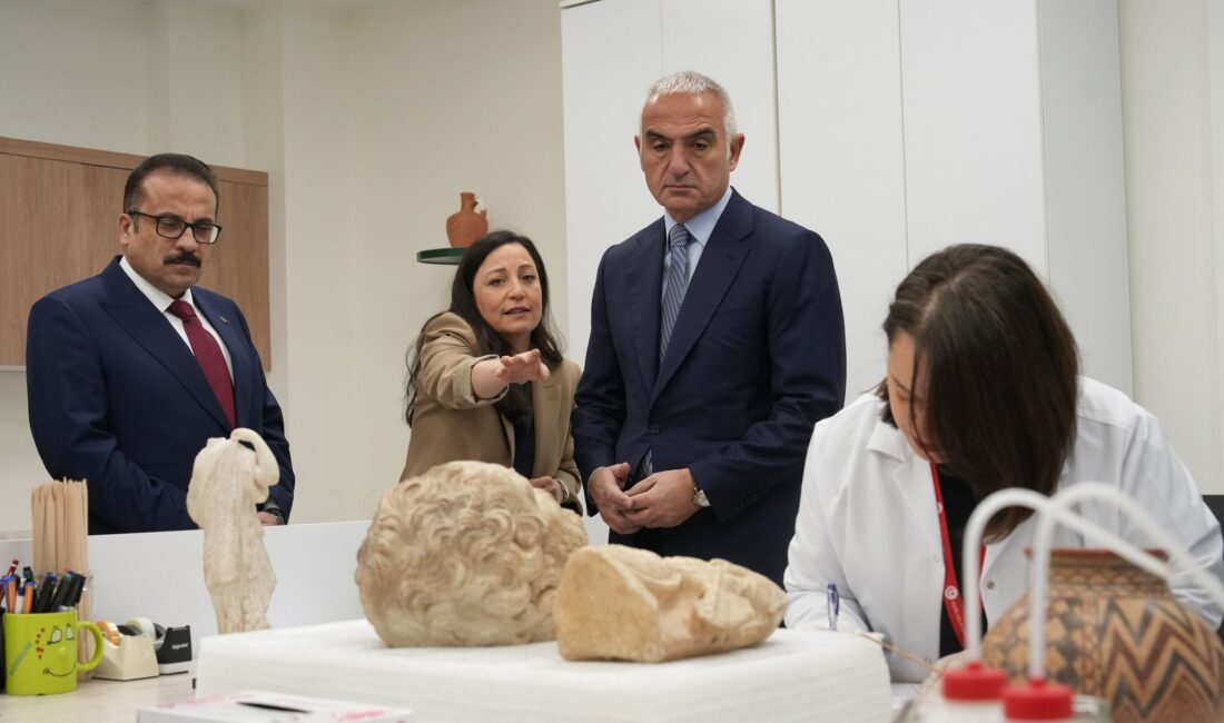 Bakan Ersoy Duyurdu: 2024 Yılında Kültür Varlığı Kaçakçılığıyla Mücadele Hız