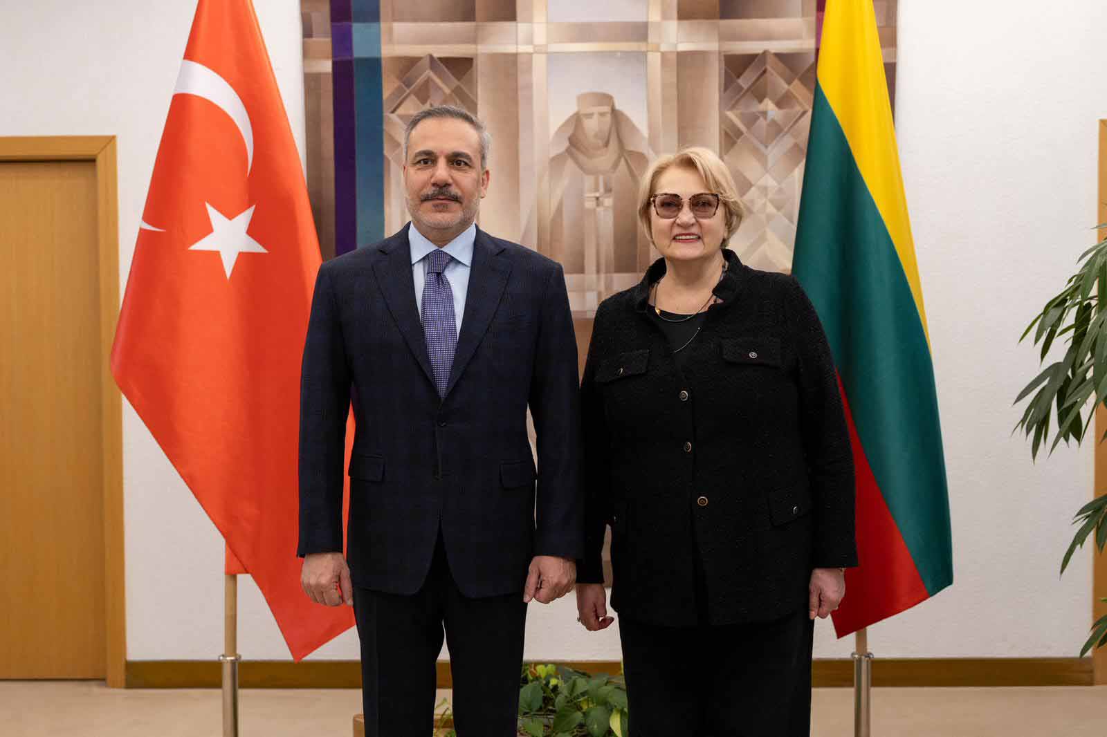 Dışişleri Bakanı Hakan Fidan, Litvanya’nın başkenti Vilnius’ta gerçekleştirdiği temaslar kapsamında