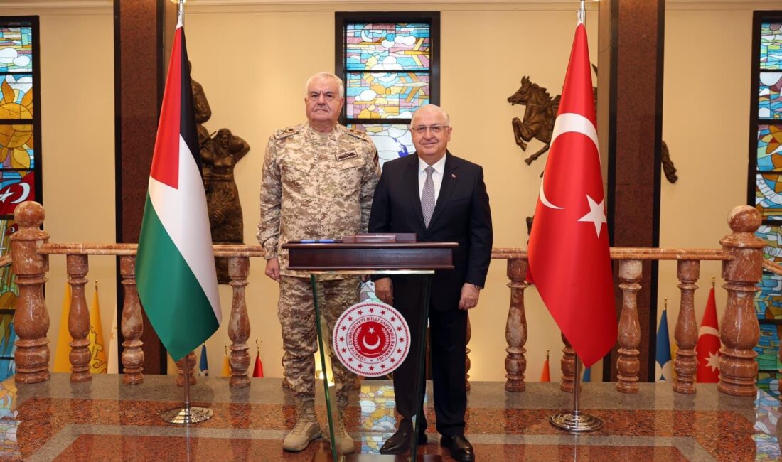 Milli Savunma Bakanı Yaşar Güler, resmi temaslarda bulunmak üzere Ankara’ya
