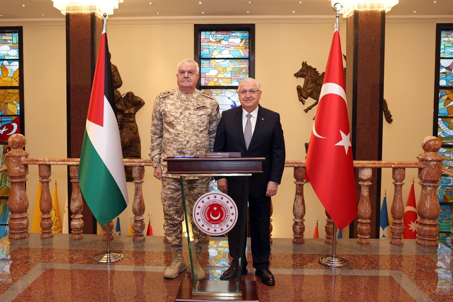 Milli Savunma Bakanı Yaşar Güler, resmi temaslarda bulunmak üzere Ankara’ya