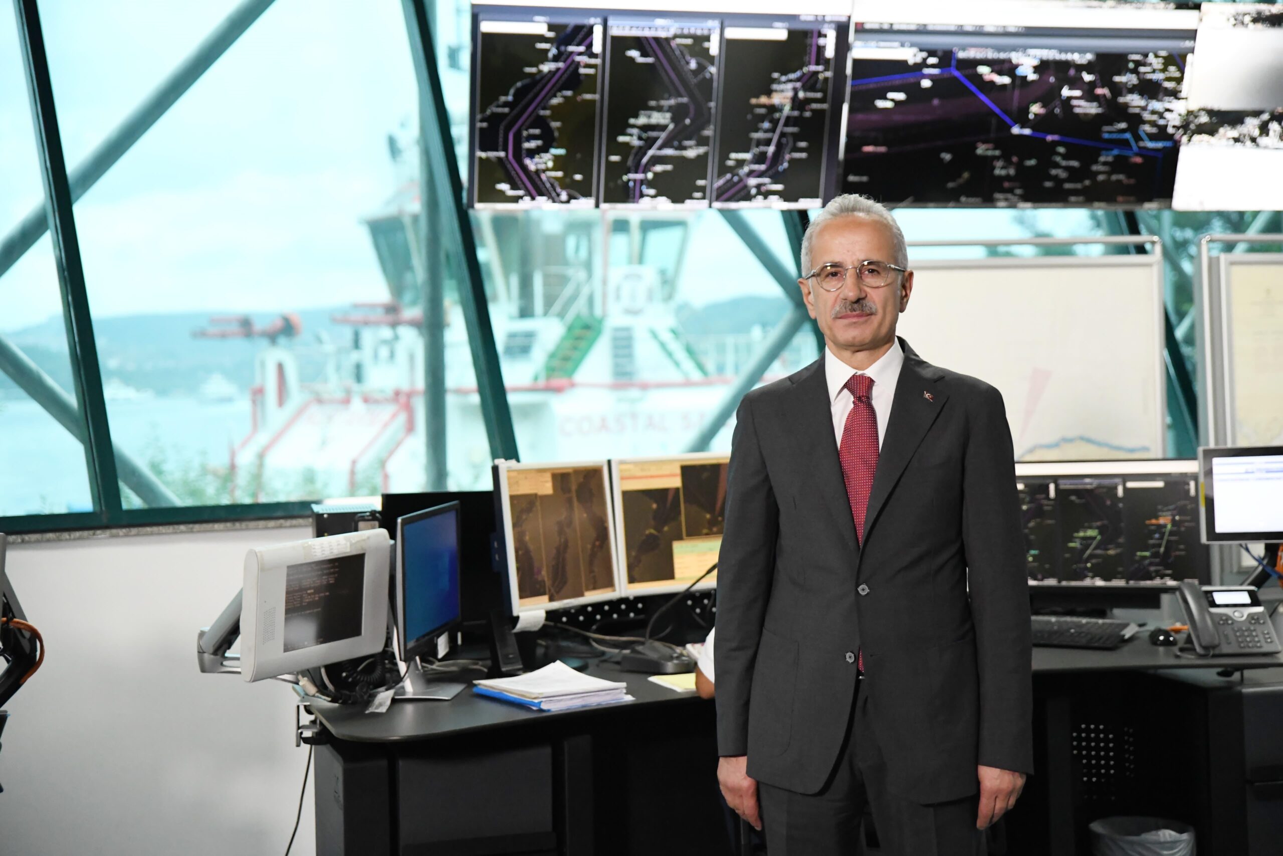 Ulaştırma ve Altyapı Bakanı Abdulkadir Uraloğlu, Kıyı Emniyeti Genel Müdürlüğü’nün