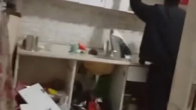 Yüreğir ilçesinde boşanma aşamasındaki eşinin evine zorla giren şahıs, çocuklarının