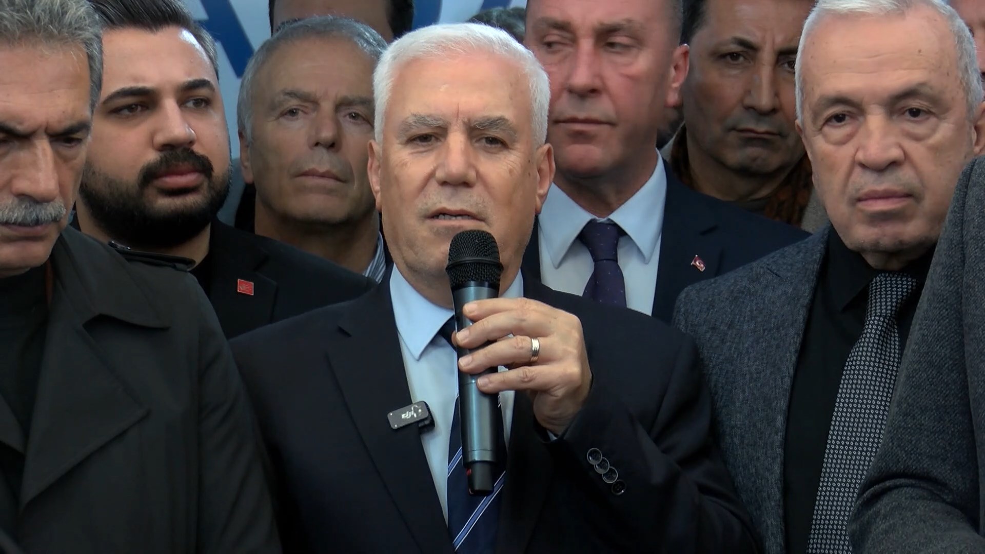 Bursa Büyükşehir Belediye Başkanı Mustafa Bozbey, Yıldırım ilçesinde katıldığı bir