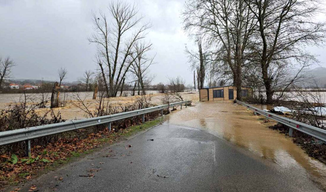 BULGARİSTAN’ın güneyinde, Kırcaali iline bağlı Krumovgrad kentinde etkili olan şiddetli