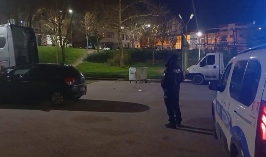 Bursa’nın Osmangazi ilçesinde iki kardeş ile iki arkadaş arasında çıkan